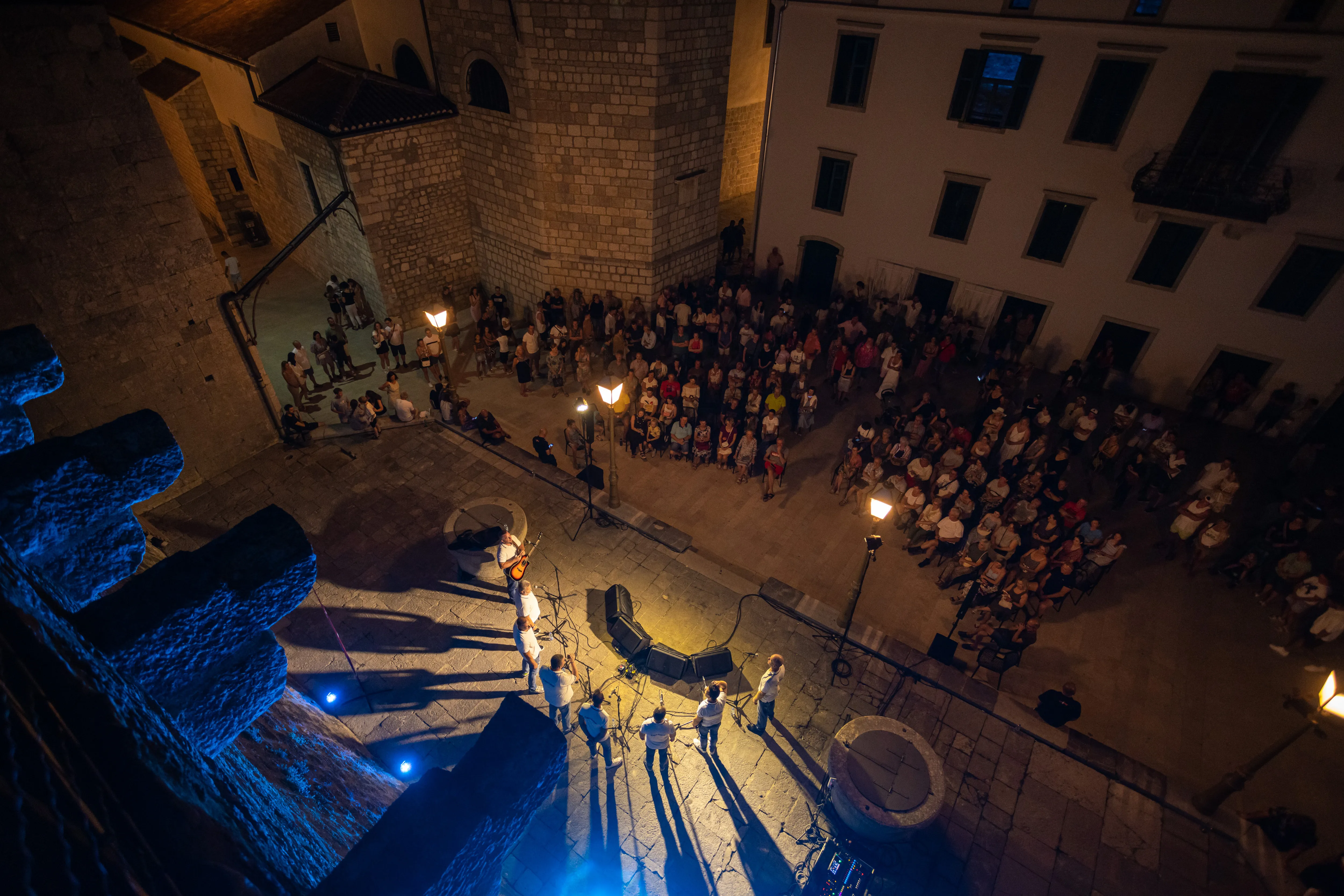 Triola Kamplin Fest